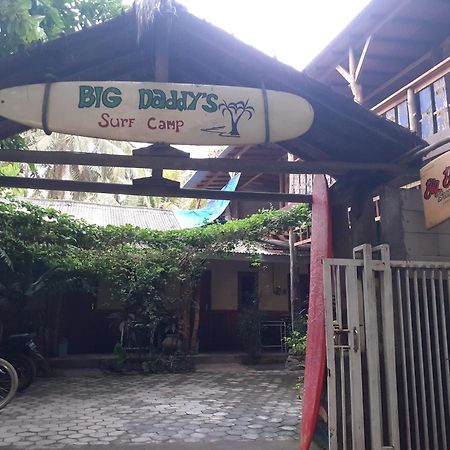 Big Daddy'S Surfcamp Lägenhet Pasanggaran Exteriör bild
