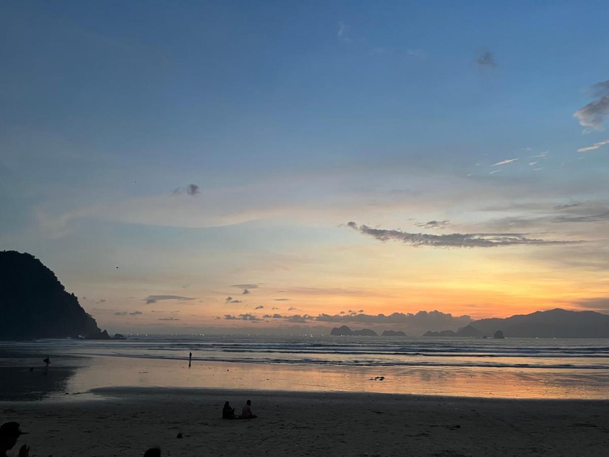 Big Daddy'S Surfcamp Lägenhet Pasanggaran Exteriör bild